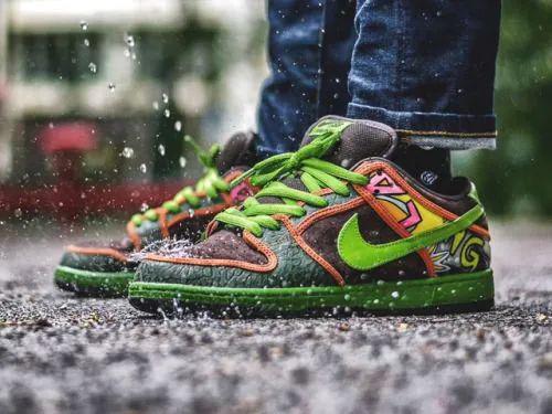 Nike SB Dunk Low “de la soul”