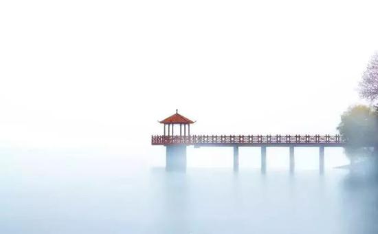 (图:图虫@Robot_F)