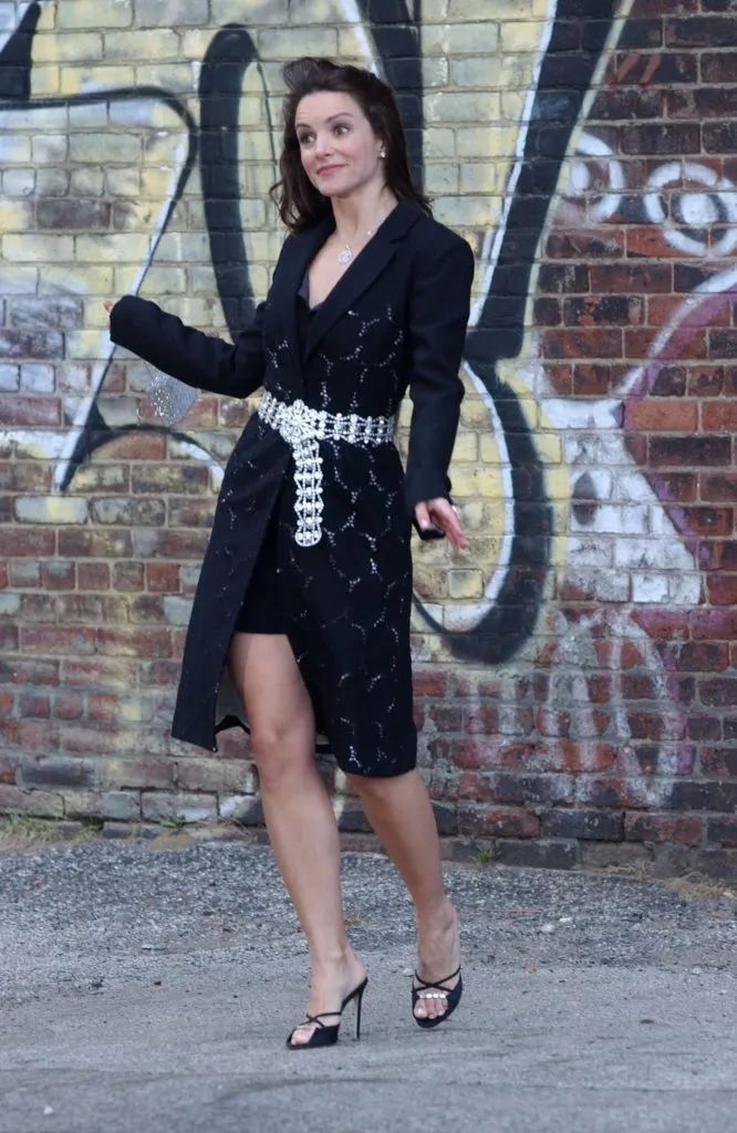 《欲望都市》重启 当年画廊女孩夏洛特在艺术圈什么位置?