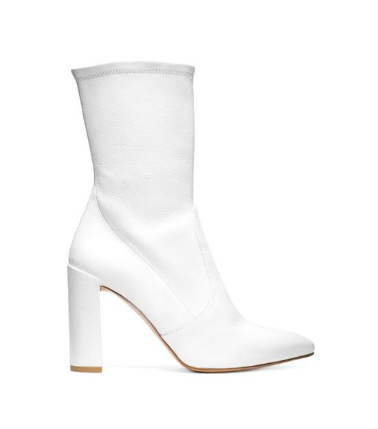 袜靴:Stuart Weitzman