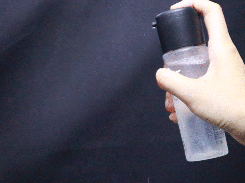 需要点巧劲儿,不然容易晕妆09(喷雾中的滋水枪就是它了93)不过它