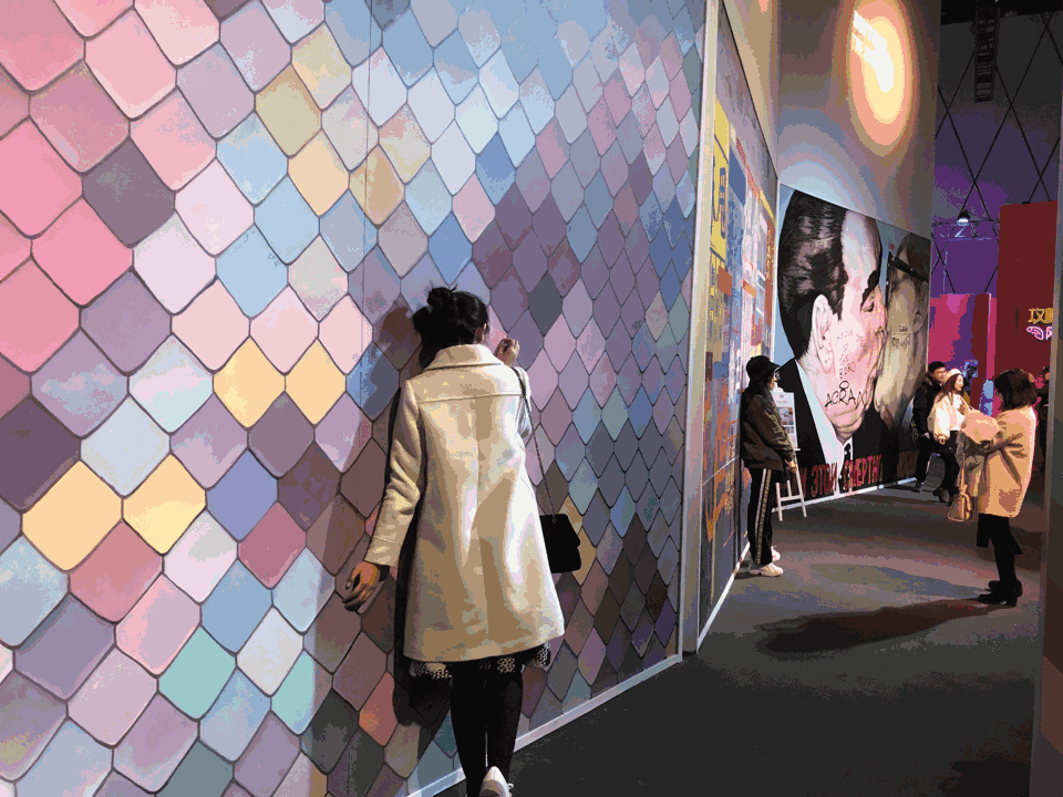 一站到底拍遍八国网红墙