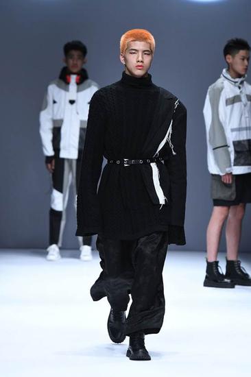 河北科技大学 韩国诚信女子大学 捭 阖 探寻思辨之道 河北科技大学 诚信女子大学 新浪时尚 新浪网