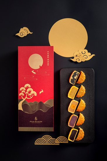 盈月美满礼盒Classic Mooncake Box