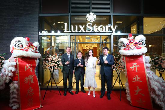 至此,日系中古奢侈品文化的践行者komehyo高名荟牵手中国典当行业翘楚