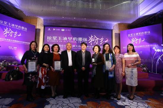 行业精英对BEAUGUERI宝格丽(勃艮莉)葡萄酒皇后表示高度认可