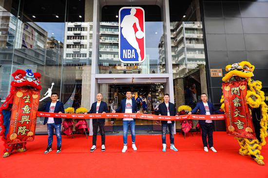 NBA广州旗舰店开业剪彩仪式