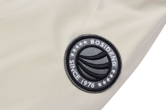 波司登极寒系列羽绒服