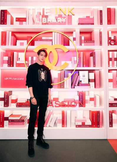 香奈儿印记图书馆限时彩妆体验活动