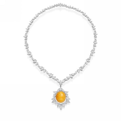 MIKIMOTO 18K白金美乐珍珠项链配钻石 RMB 4，920，000