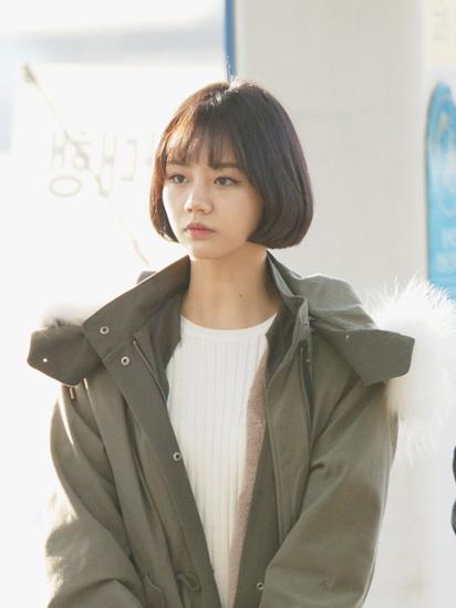 电影中,都有一个让我们迫不及待想去理发店拥有同款造型的短发女主角