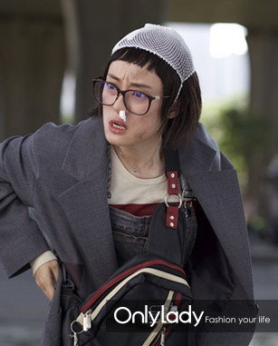 孙俪新片恶棍天使鬼马表情不怕长纹