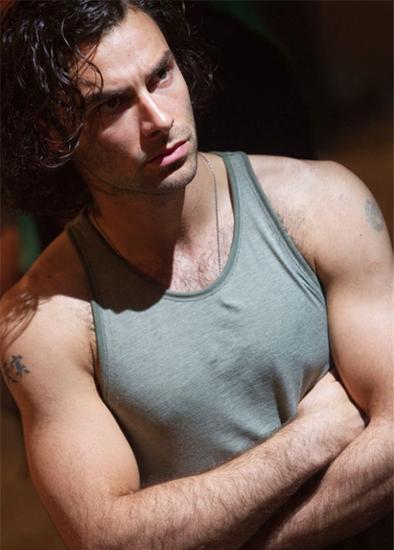 看了aidan这身肌肉可能真的无人生还