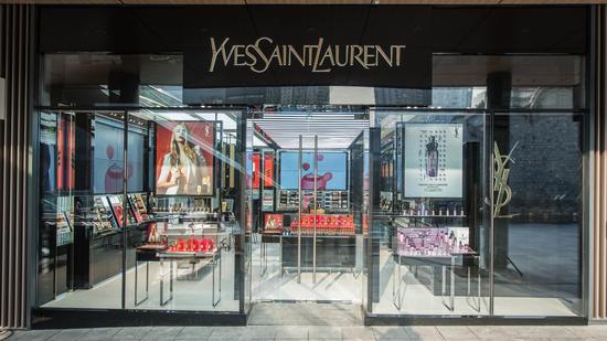 圣罗兰美妆全球第1家全新形象旗舰精品店落户成都太古里