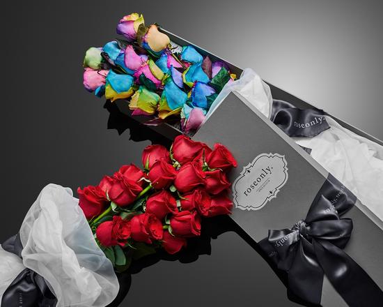 周杰伦送给昆凌的情人节礼物roseonly玫瑰