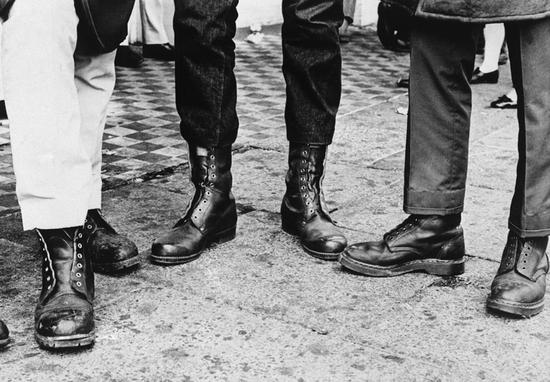 1970年7月4日,混迹于伦敦东区的光头党们聚集到伦敦西区闹事