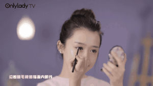 粉嫩活力的眼妆