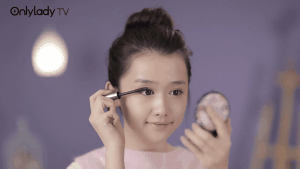 粉嫩活力的眼妆