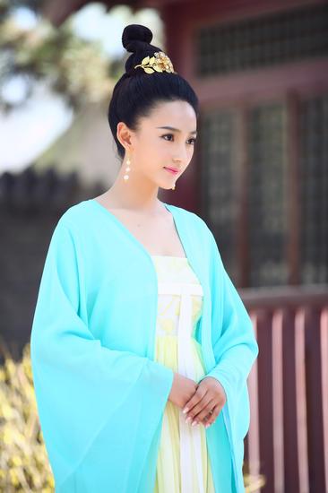 《执念师2》曝剧照 艾晓琪古装唯美可人