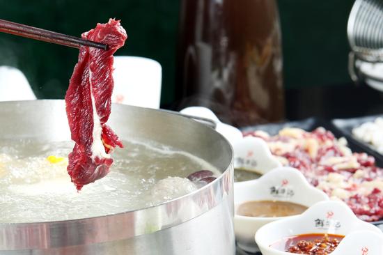 鲜牛记潮汕牛肉火锅重新定义 鲜 的魅力 手机新浪网