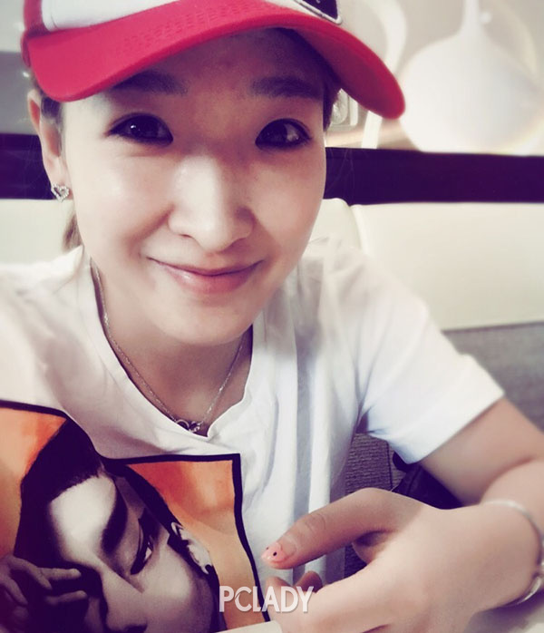 刘诗雯tiffany hearts 耳环此外,除了大爱tiffany,经典的梵克雅宝也不