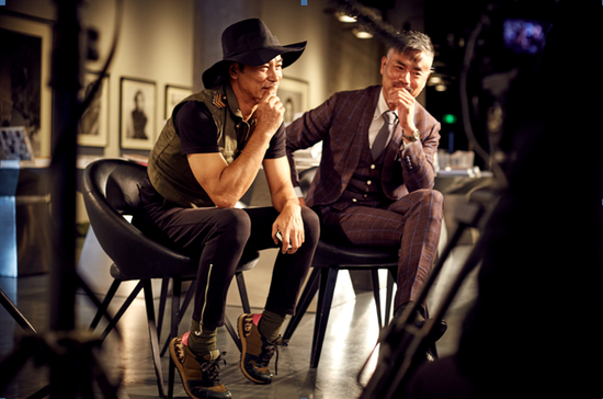 任达华签约代言vk正装1118将亮相成都百男大秀t台