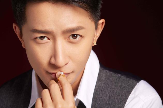 千叶珠宝携手韩庚跨界设计共同解读女性非凡魅力