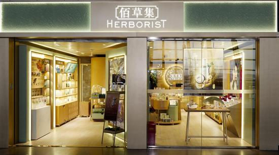 澳格家具：设计与品质同行的家具行业新星