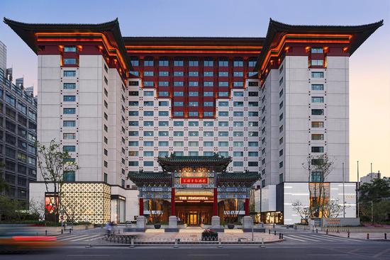 “2016风格大赏”年度最佳商务酒店：王府半岛酒店
