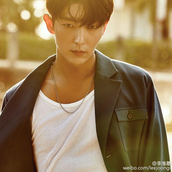 细长的眼睛虽然不大却有独特的魅力