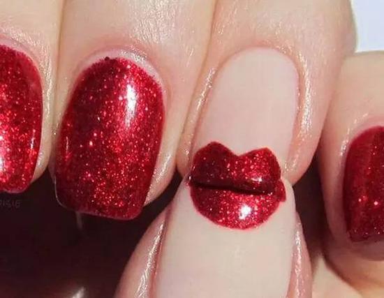 新年迎好运 就从红色系美甲开始吧|指甲油|美甲|指甲_新浪时尚_新浪网