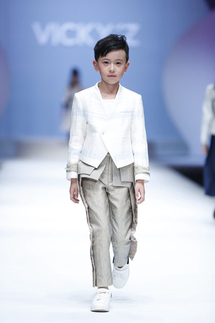 VICKY’Z-许馨尹亲子装发布会（2017/2018FW)