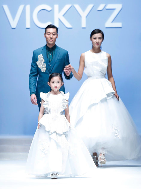VICKY’Z-许馨尹亲子装发布会（2017/2018FW)