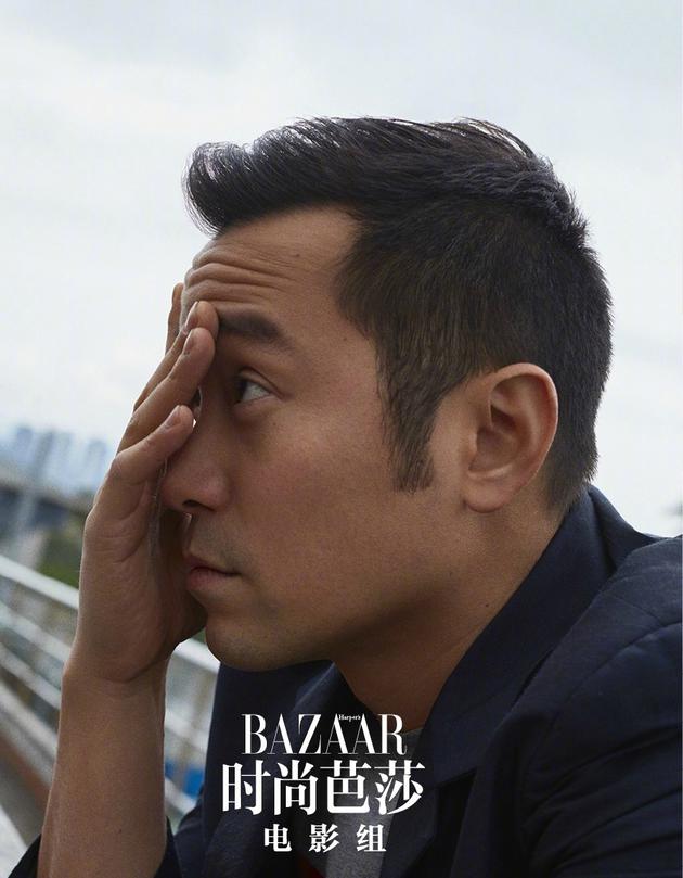 张孝全魅力男人味儿俏皮的街头时尚感