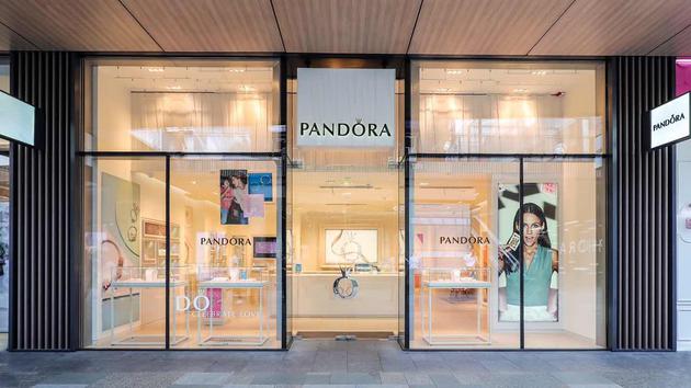 PANDORA成都太古里店铺