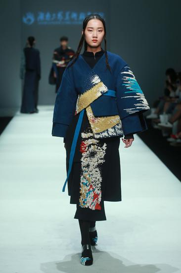 蒋丽、莫洁芳、段文利1