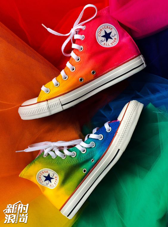 Converse的彩虹系列运动鞋