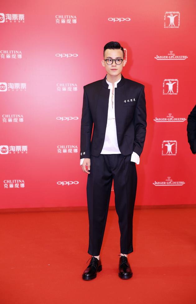 欧豪以青禾男高片中形象亮相上海电影节