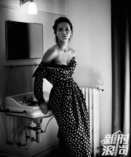 阿德里亚娜-利马出镜西班牙版《Harper’s Bazaar 》七月刊黑白大片