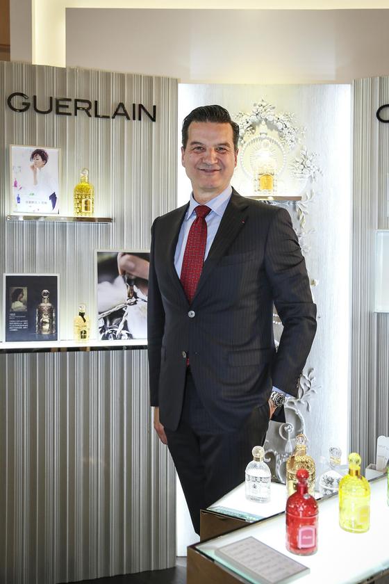 专访法国娇兰第五代调香师thierrywasser香水是你的名片