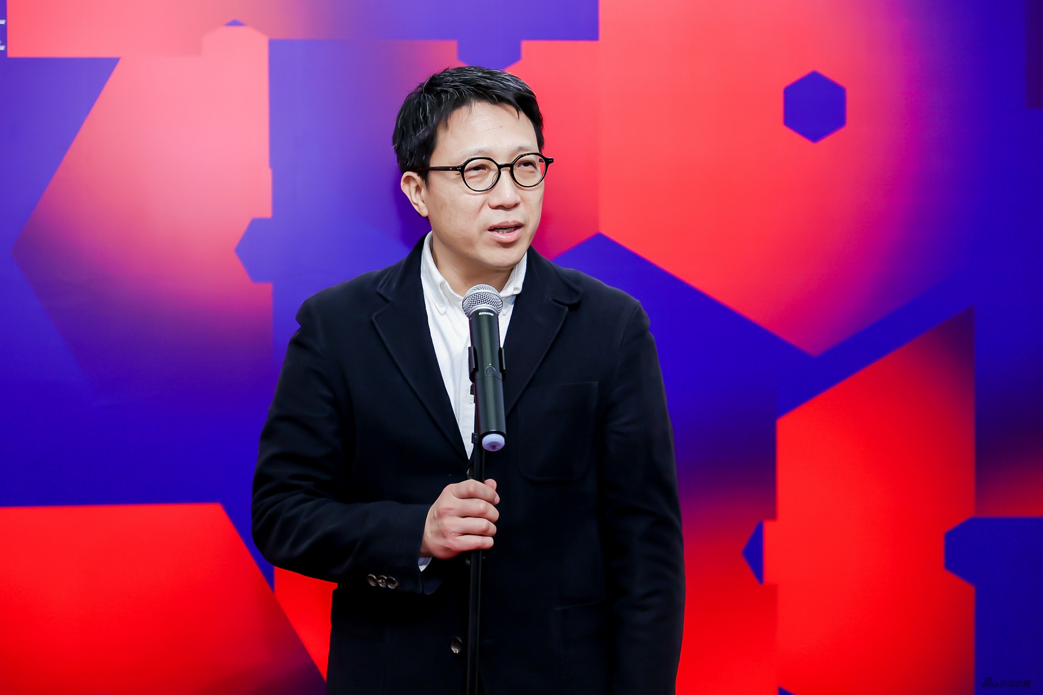 中央美术学院设计学院副院长,"howart后毕业季"总策展人靳军