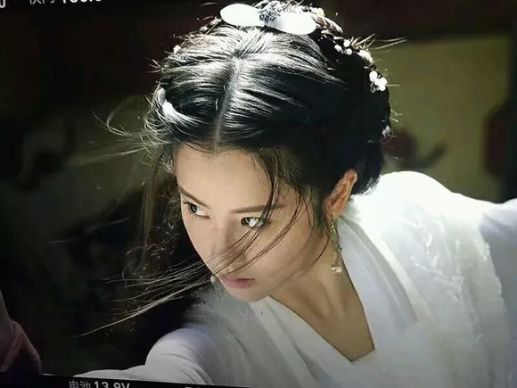 毛晓慧饰演的小龙女