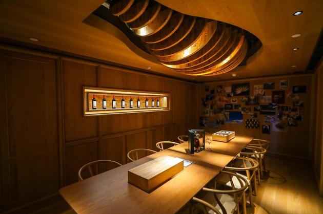 跨界著名设计大师陈幼坚champlus尚嘉品鉴王府中环店盛大启幕