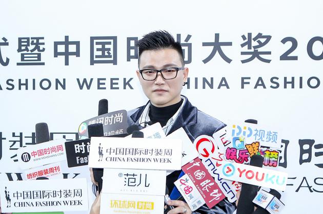 娜尔思之夜完美收官 25°LAN点亮水立方