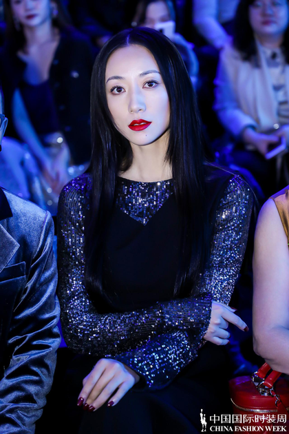 娜尔思之夜完美收官 25°LAN点亮水立方