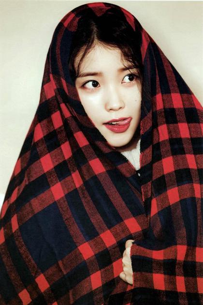 IU