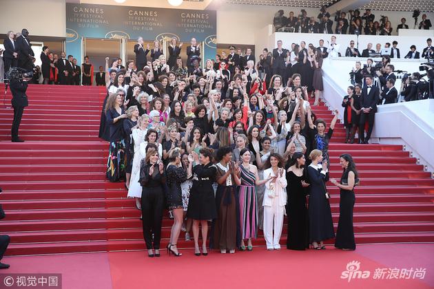 台阶上的82位女电影人