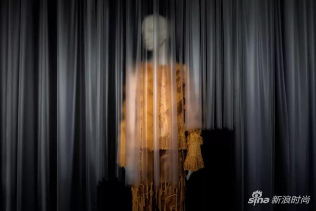 2018上海时装周 XU ZHI“寻找Jane Morris”时装展览