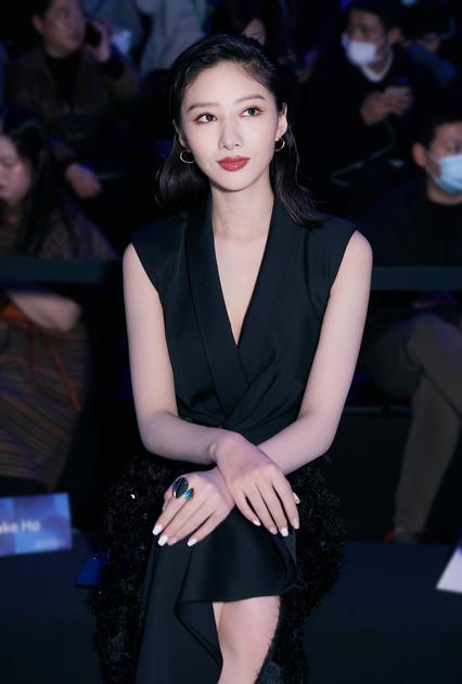 娜尔思之夜完美收官 25°LAN点亮水立方