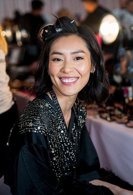 刘雯彩妆